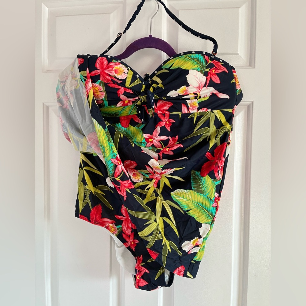 Tommy Hilfiger Swimsuit Navy Floral One piece US12 - Picture 5 of 8